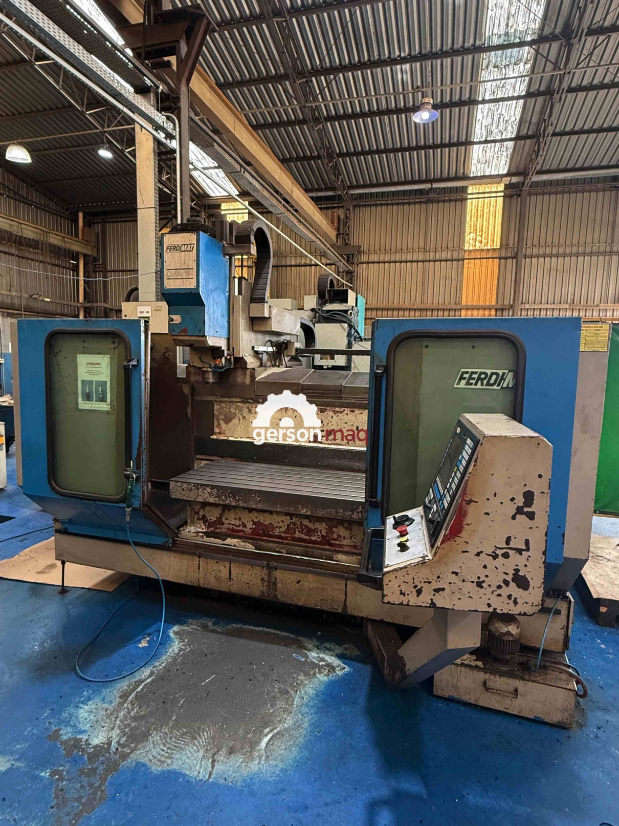 FRESADORA CNC BANCO FIXO FERDIMAT - CMA154 - 2002